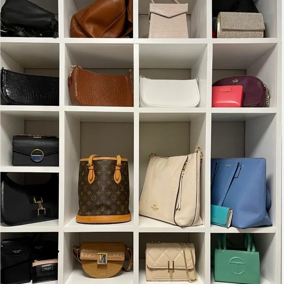 What’s NEW in my Closet and yours! Unboxing Show - Picture 1 of 1